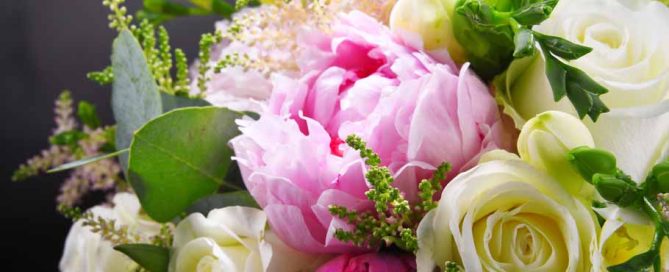 Composition with bouquet of freshly cut flowers